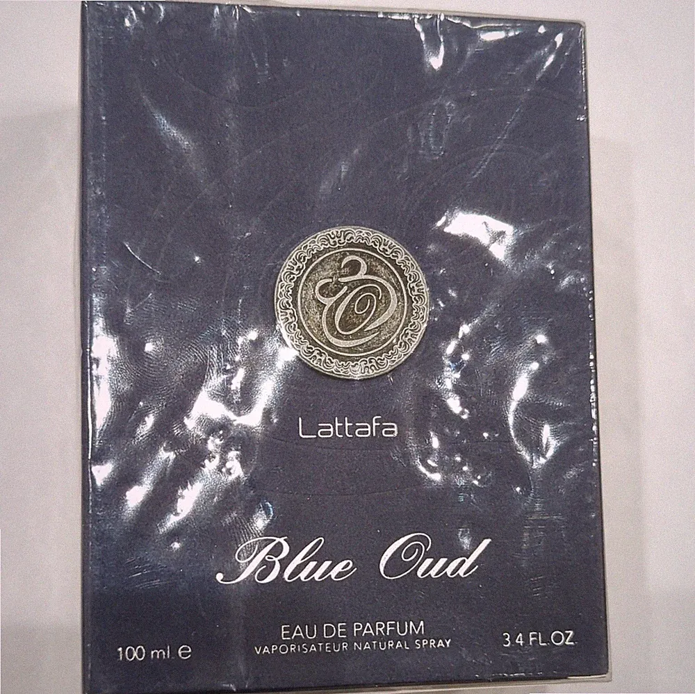 Lattafa Blue Oud Eau de Parfum Spray 3.4 fl oz Oud Linalool Citronellol